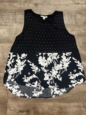 Emmaline Black & White Flowy Tank Top Size 1x
